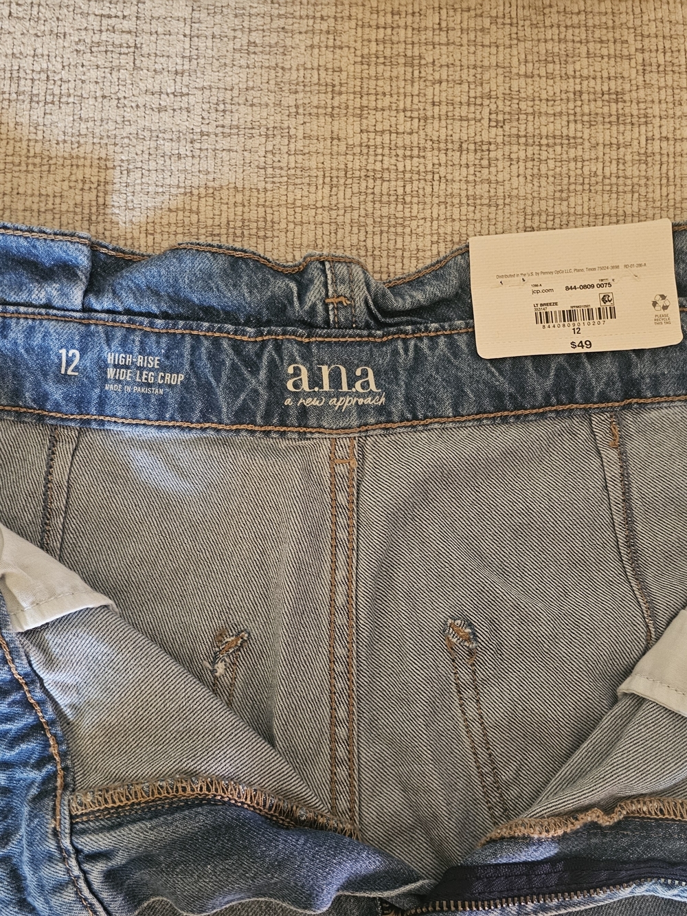 a.n.a Light Blue High-Rise Wide Leg Crop Jeans - Size 12